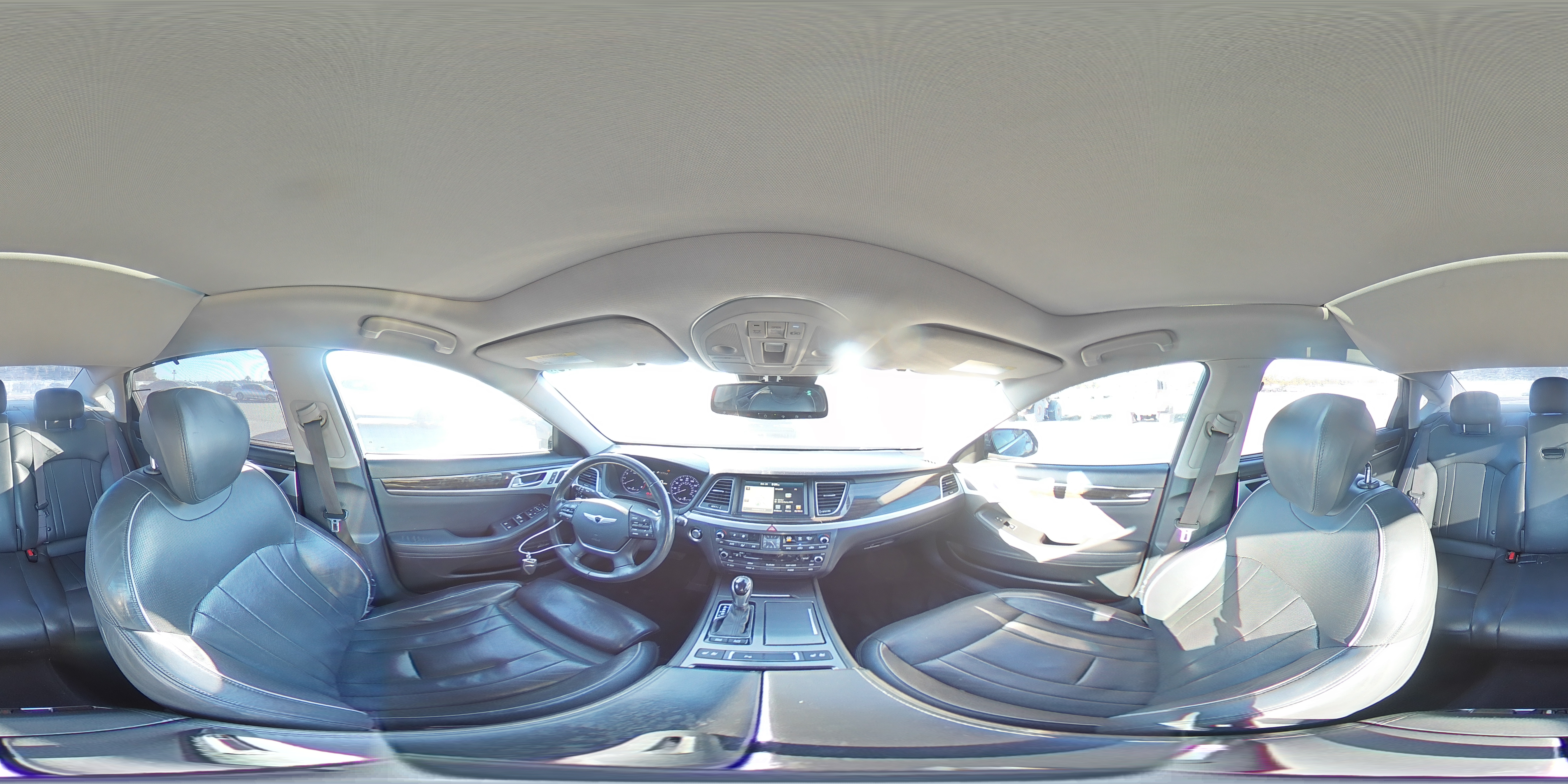 2015 Hyundai Genesis 3.8L VIN: KMHGN4JE3FU055802 Lot: 82706715