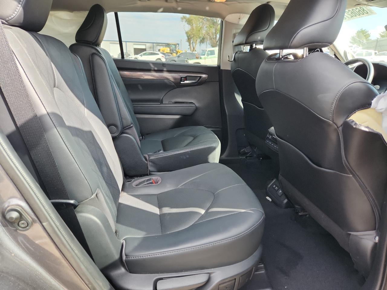 2021 Toyota Highlander Platinum VIN: 5TDFZRBH5MS152821 Lot: 86062785