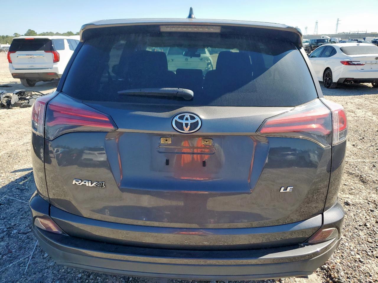 2017 Toyota Rav4 Le VIN: JTMZFREVXHJ142778 Lot: 82757655