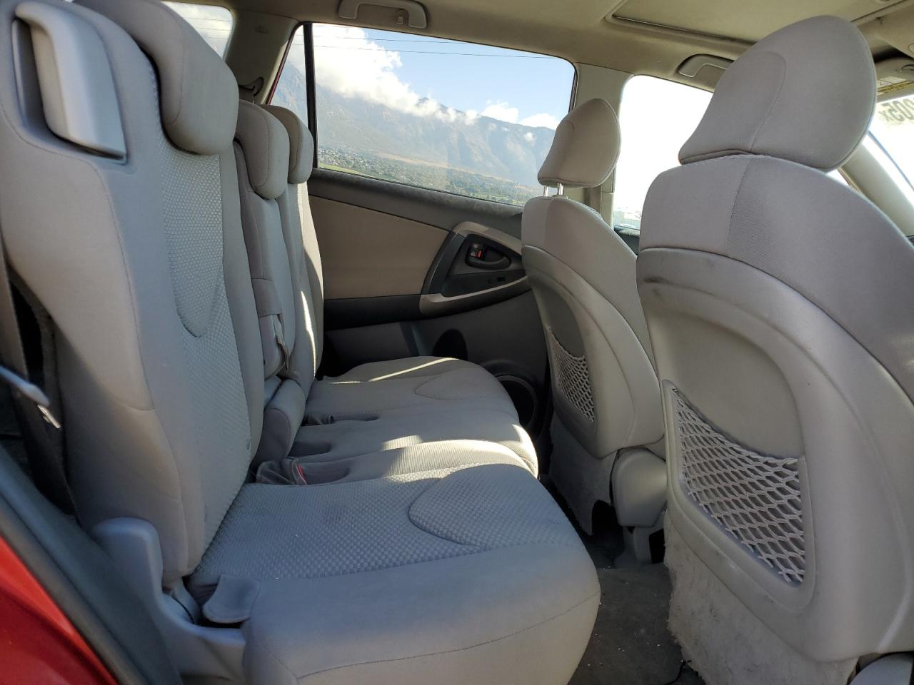 2007 Toyota Rav4 Limited VIN: JTMBD31V276049913 Lot: 82244205