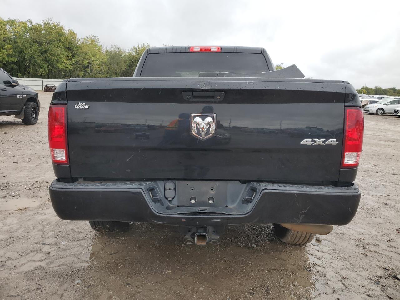 2018 Ram 1500 St VIN: 3C6RR7KT5JG227525 Lot: 82766835