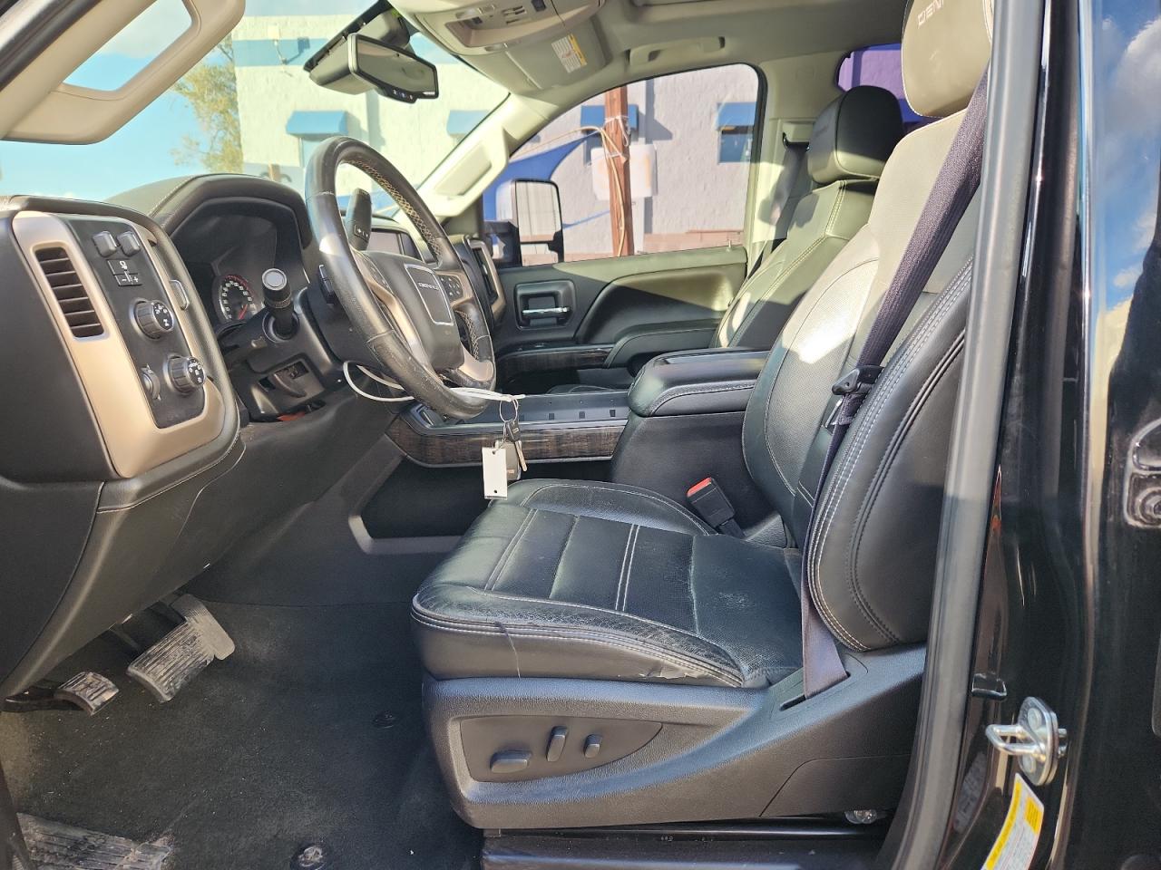 2015 GMC Sierra K2500 Denali VIN: 1GT120E85FF585158 Lot: 82690615