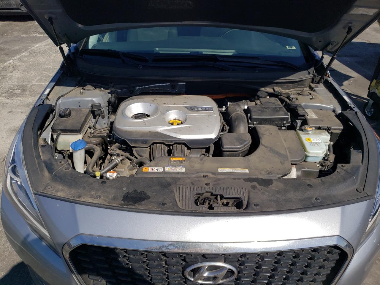 2016 Hyundai Sonata Hybrid VIN: KMHE24L1XGA039593 Lot: 82212895