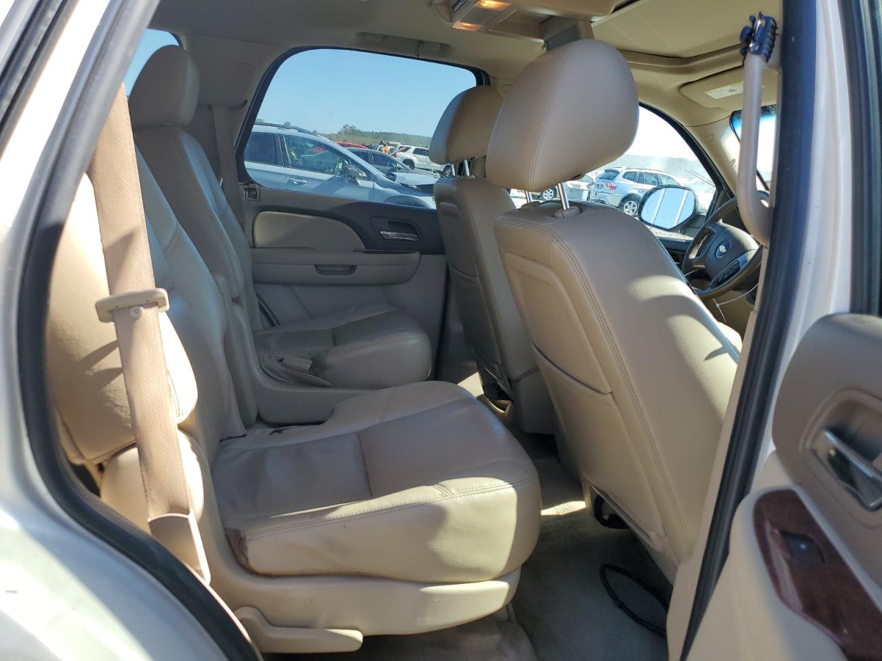 2011 Chevrolet Tahoe C1500 Ltz VIN: 1GNSCCE01BR275280 Lot: 87010335