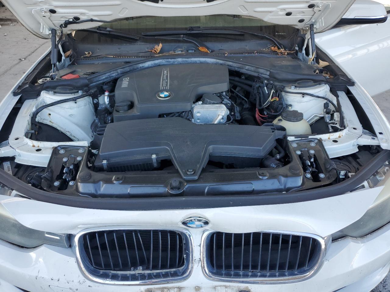 2013 BMW 320 I VIN: WBA3B1C58DK128546 Lot: 85827015