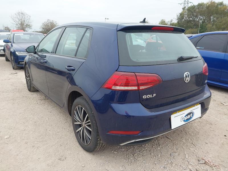 2017 VOLKSWAGEN GOLF SE NAVIGATION TDI BM 