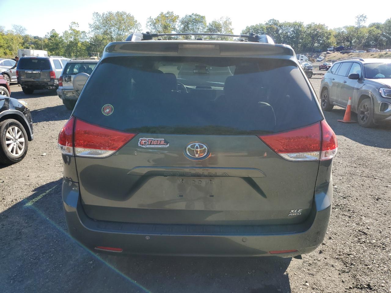 2013 Toyota Sienna Xle VIN: 5TDDK3DCXDS055933 Lot: 84577925