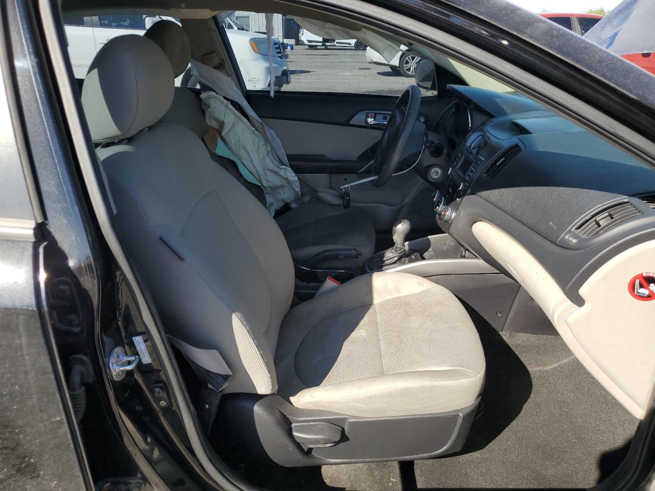 2013 Kia Forte Ex VIN: KNAFU4A25D5735732 Lot: 85587775