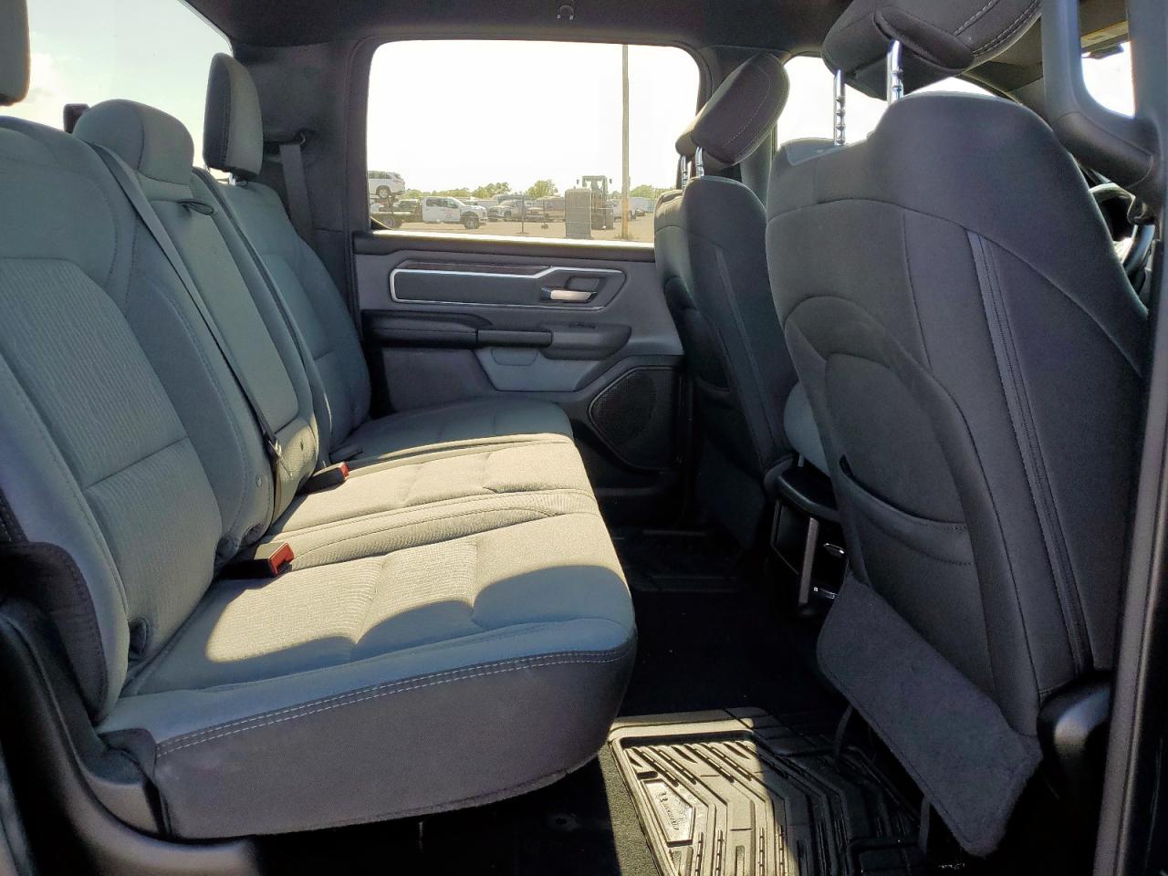 2021 Ram 1500 Big Horn/Lone Star VIN: 1C6SRFFT3MN825646 Lot: 86222525