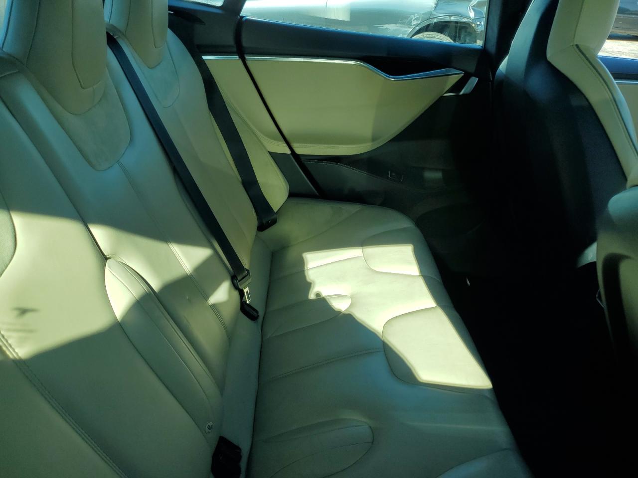 2014 Tesla Model S VIN: 5YJSA1H14EFP61194 Lot: 86263865
