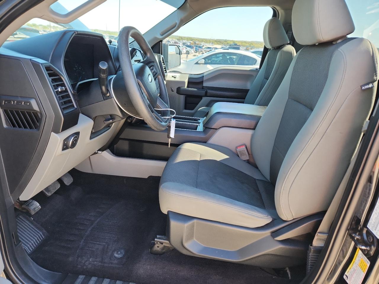 2016 Ford F150 VIN: 1FTMF1CF5GKE73249 Lot: 87231485