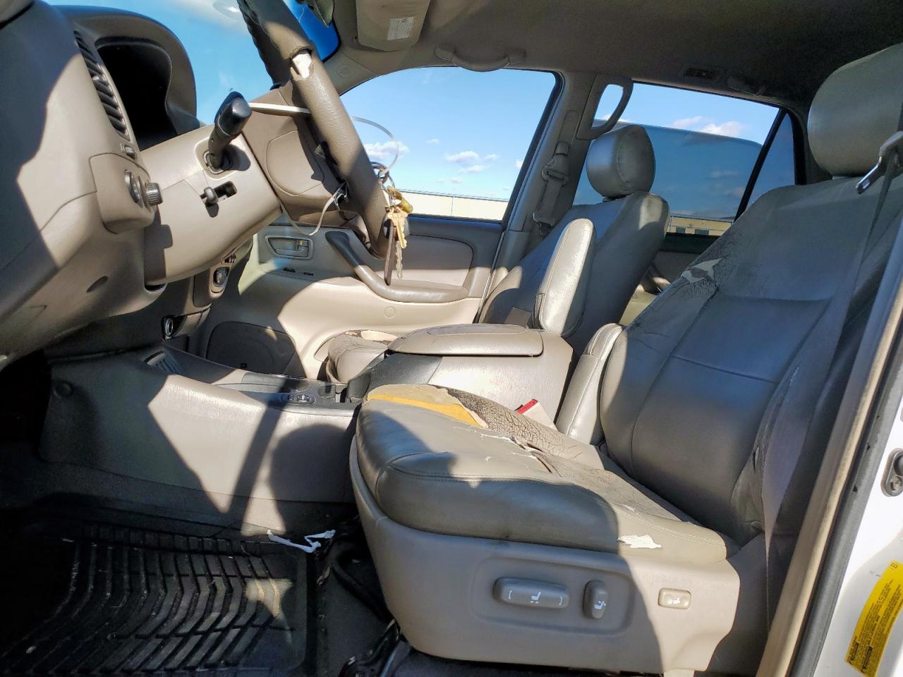 2005 Toyota Sequoia Sr5 VIN: 5TDZT34A15S255604 Lot: 90603565