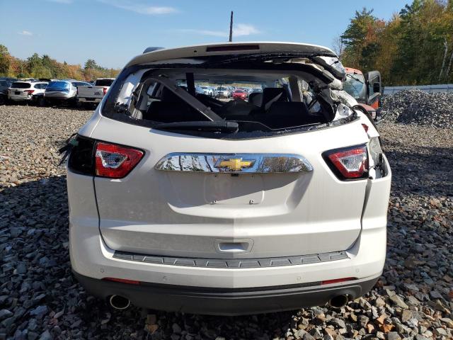  CHEVROLET TRAVERSE 2017 White