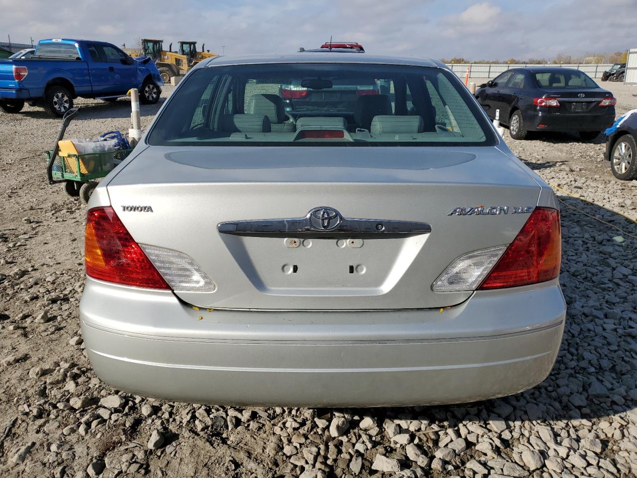 2001 Toyota Avalon Xl VIN: 4T1BF28B01U132450 Lot: 89625755