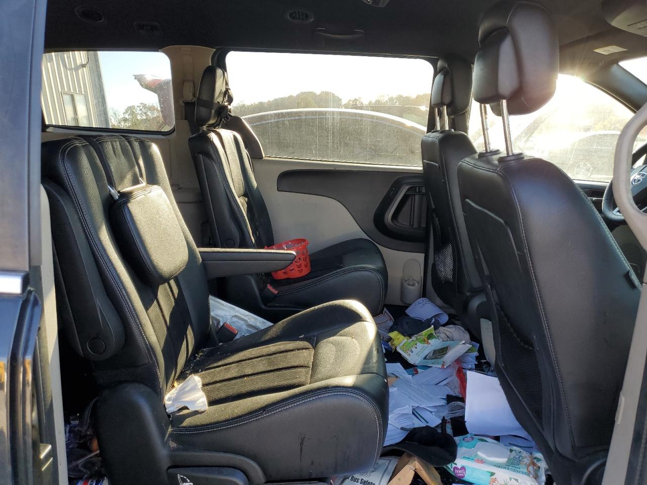 2018 Dodge Grand Caravan Sxt VIN: 2C4RDGCG4JR268294 Lot: 90101545