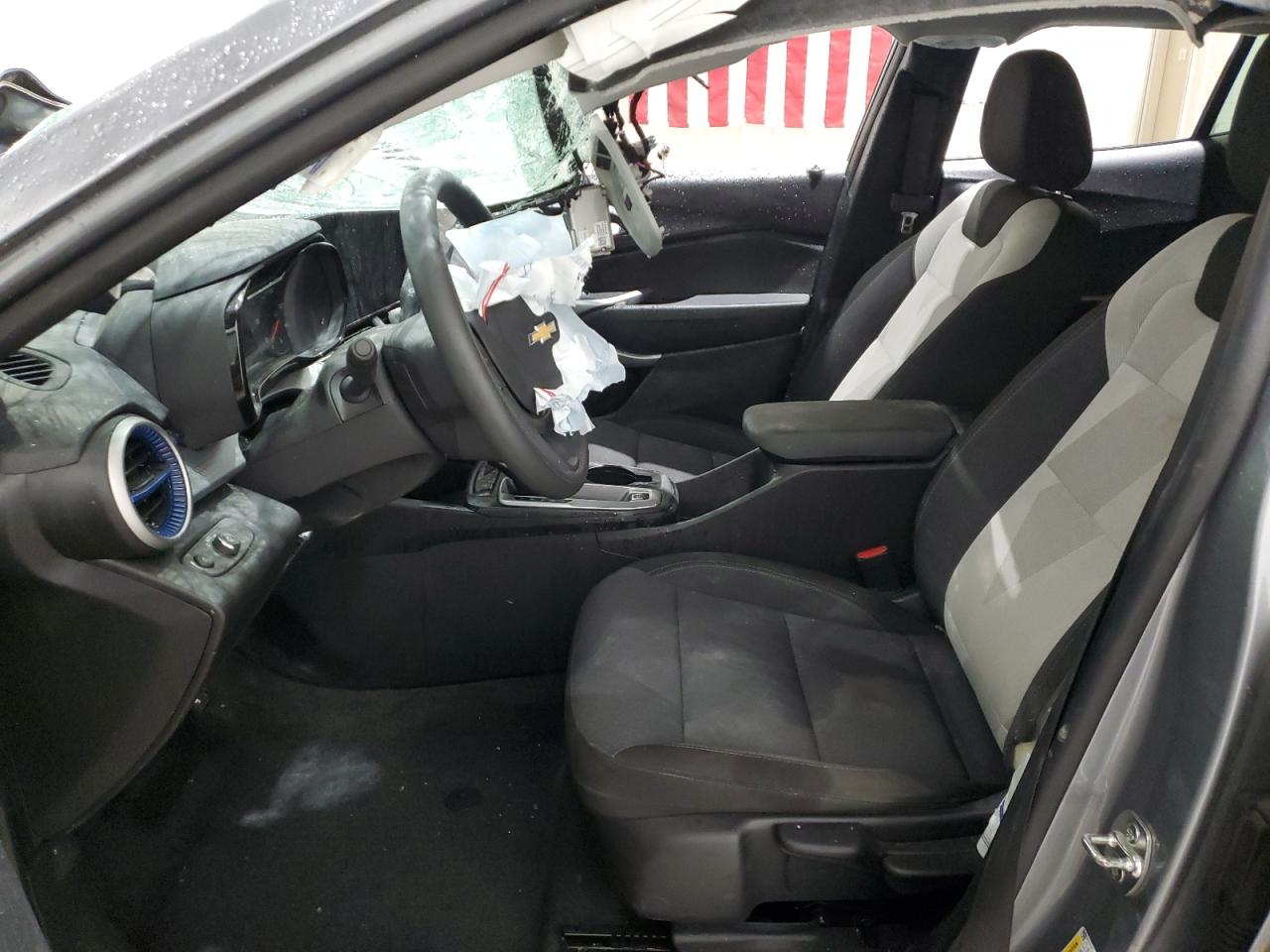 2024 Chevrolet Trax Ls VIN: KL77LFE28RC233846 Lot: 90447055