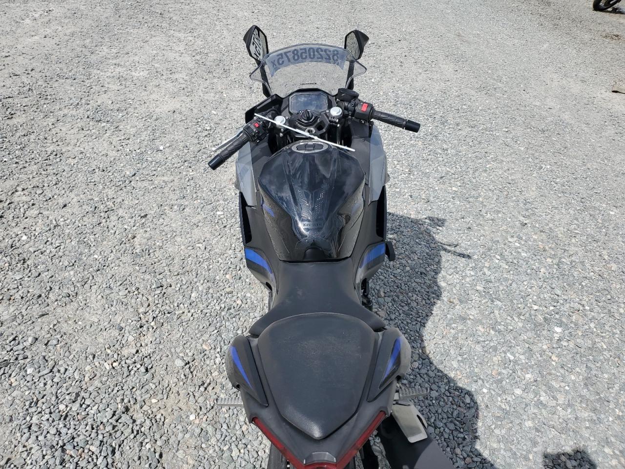 2025 Kawasaki Ex500 A VIN: ML5EXGJ13SDA42060 Lot: 82205875