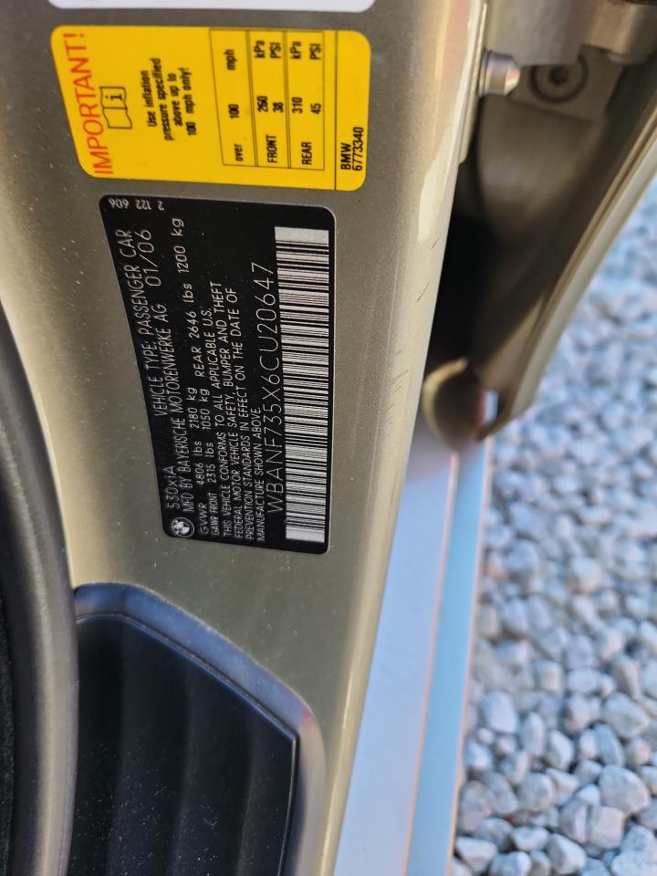 Фото: WBANF735X6CU20647