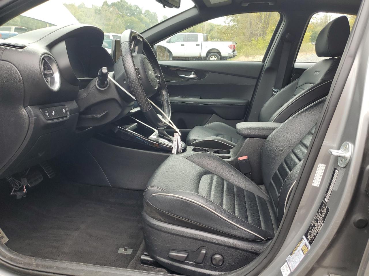 2022 Kia Forte Gt Line VIN: 3KPF54AD5NE510542 Lot: 82443665