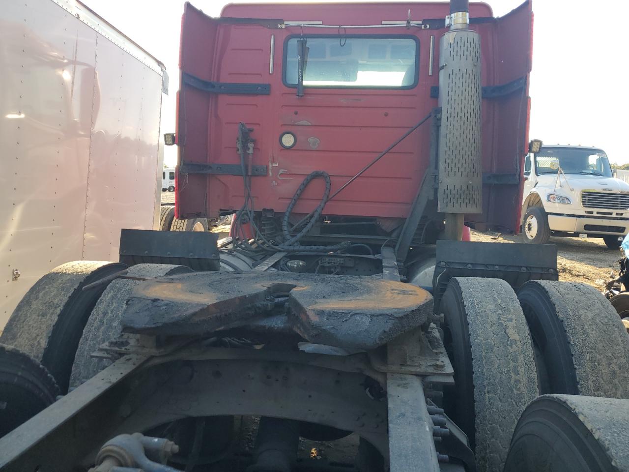 2007 Volvo Vnm - Semi Truck VIN: 4V4MC9GF67N395892 Lot: 85591255