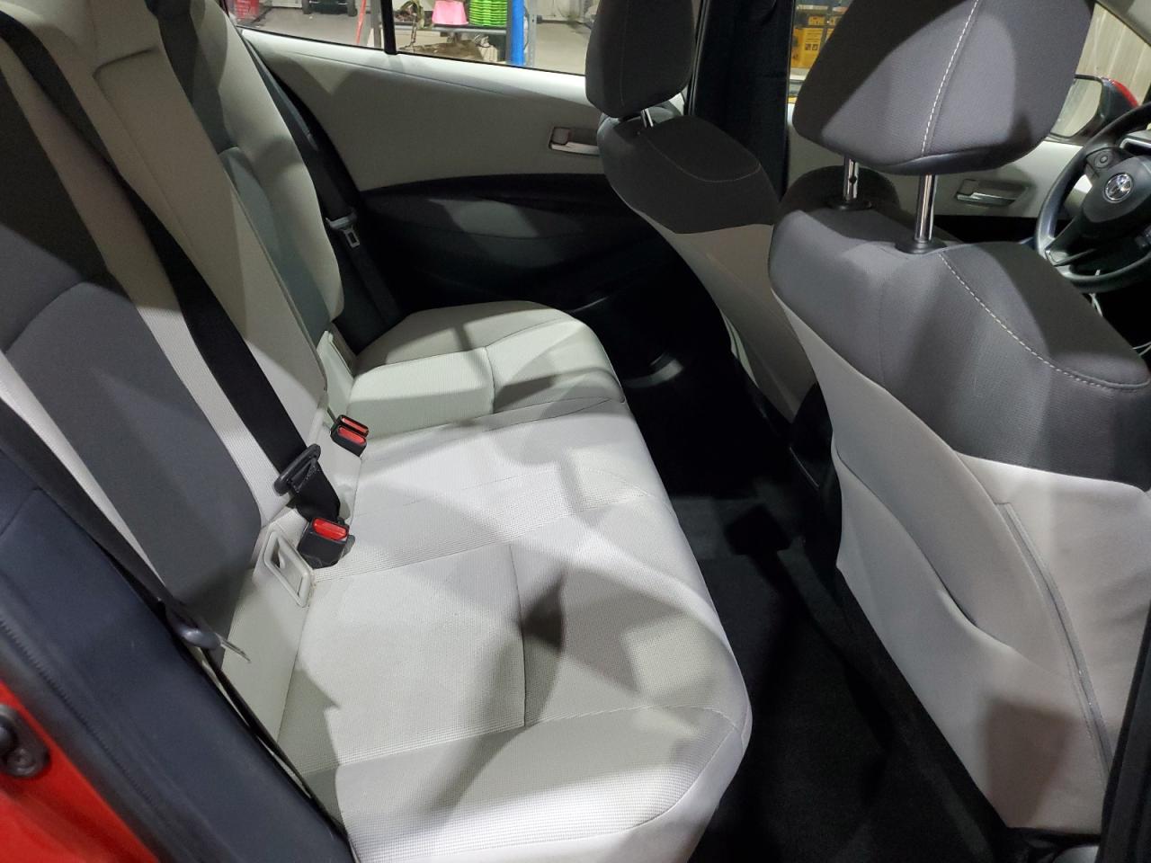 2021 Toyota Corolla Le VIN: JTDEAMDE4MJ002141 Lot: 85541505