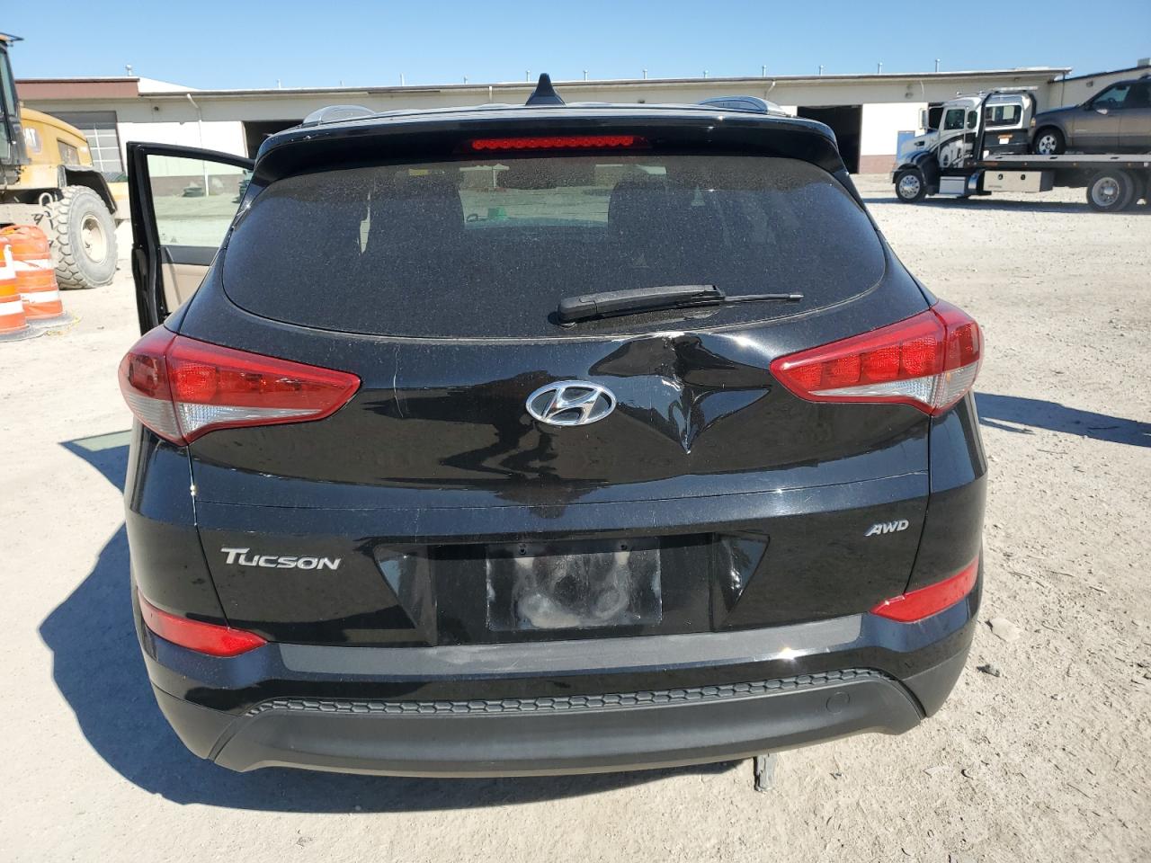 2018 Hyundai Tucson Sel VIN: KM8J3CA40JU702596 Lot: 82304155