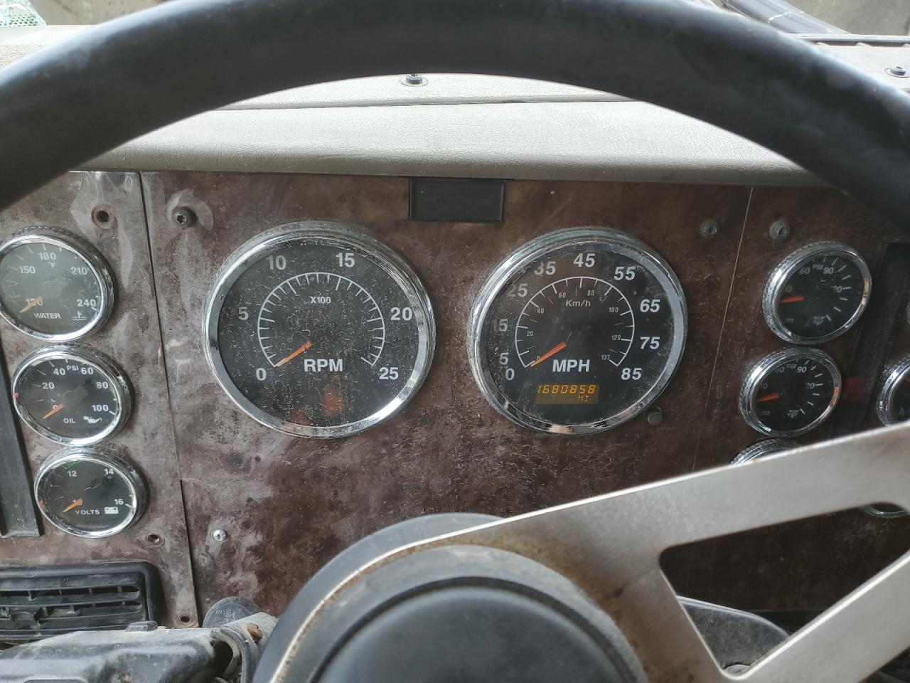 2005 International 9400 9400I VIN: 2HSCNAPR95C156831 Lot: 85906685