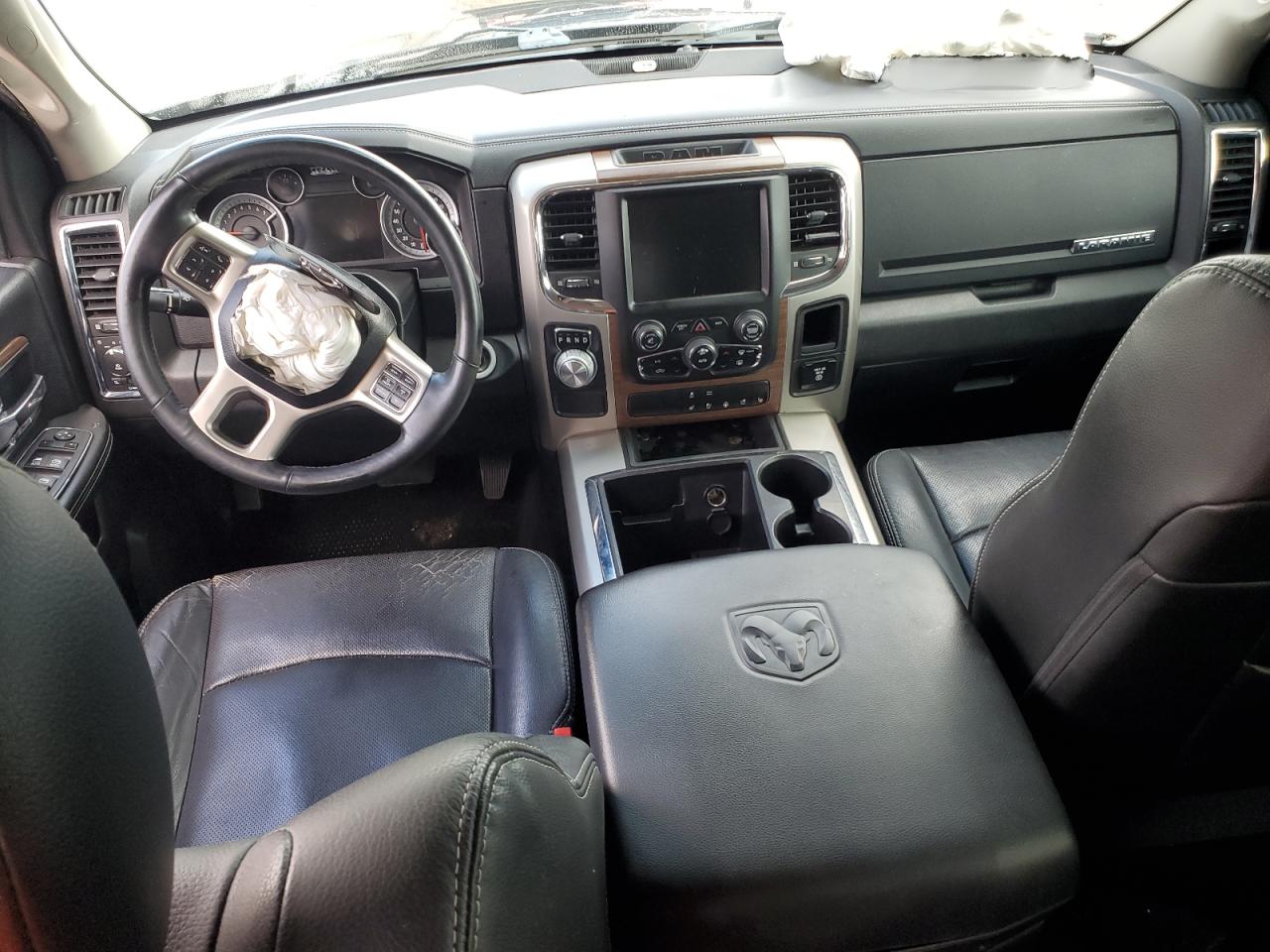 2015 Ram 1500 Laramie VIN: 1C6RR6VT2FS565180 Lot: 85850395