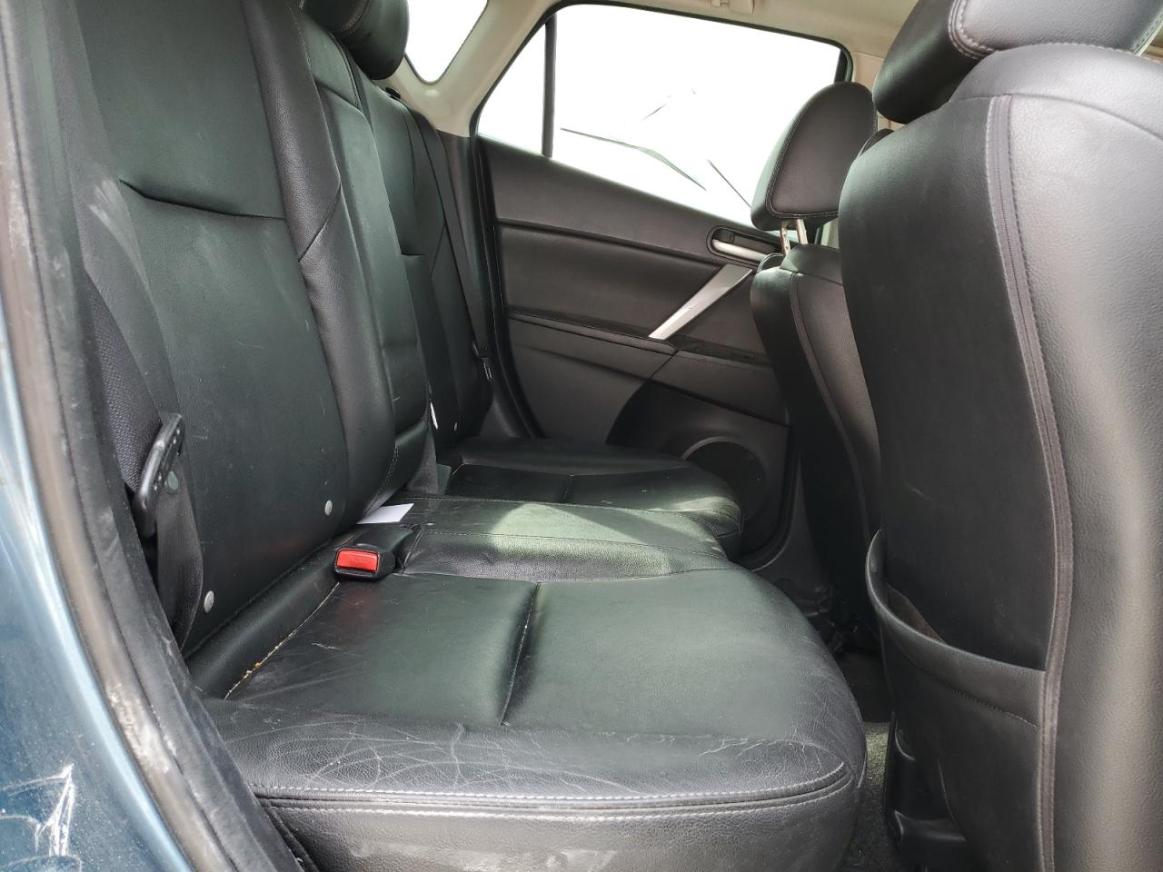 2011 Mazda 3 S VIN: JM1BL1M53B1492046 Lot: 86837195