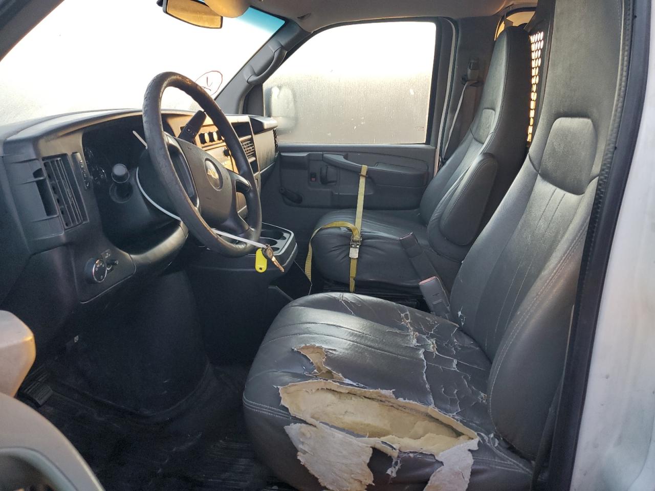 2011 Chevrolet Express Delivery Van VIN: 1GCWGFBA5B1177509 Lot: 86628035