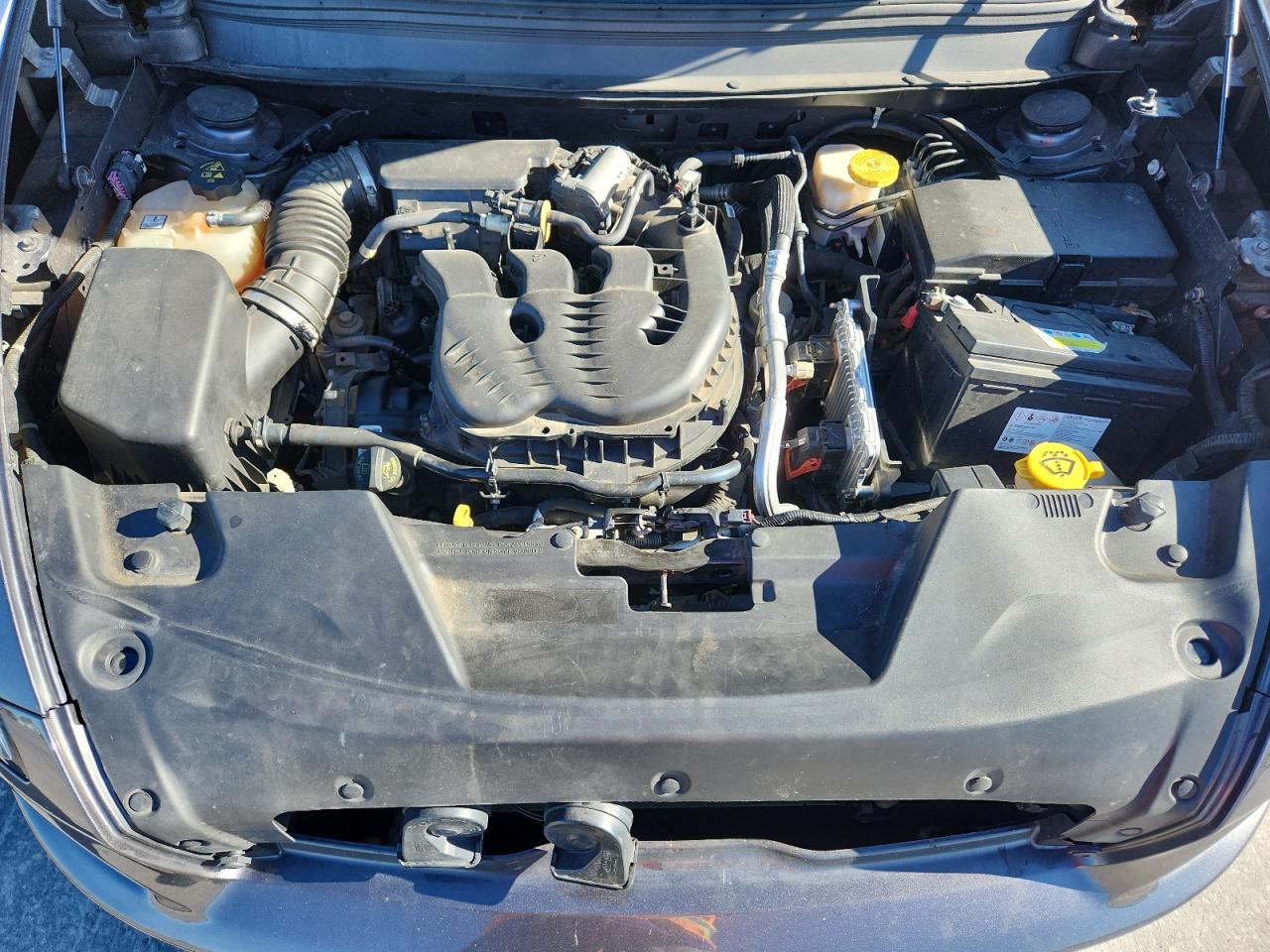 2018 Jeep Cherokee Overland VIN: 1C4PJMJX7JD613466 Lot: 90463135