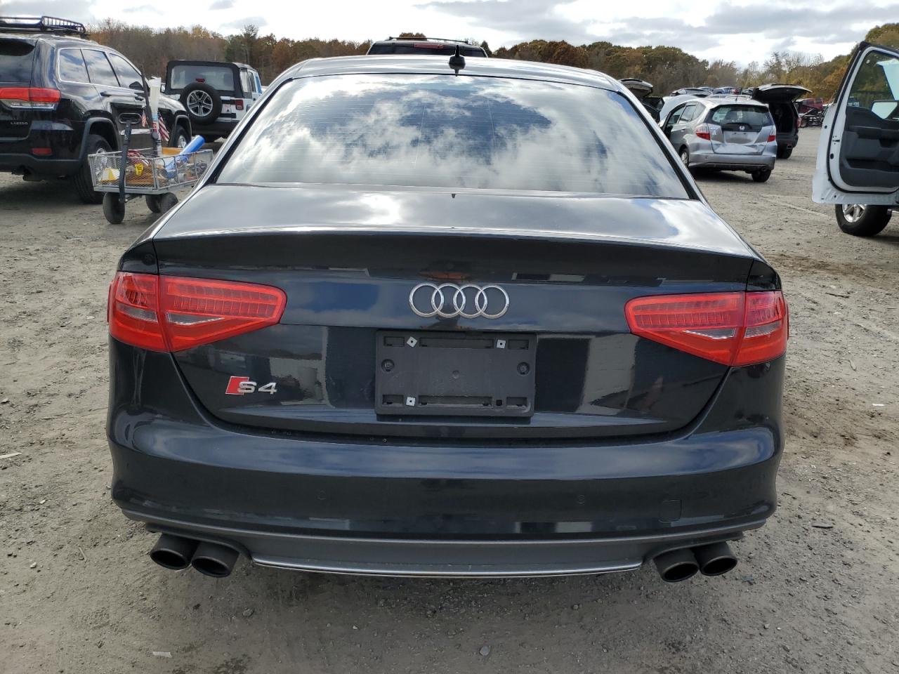 2014 Audi S4 Premium Plus VIN: WAUBGAFL0EA117734 Lot: 89828595