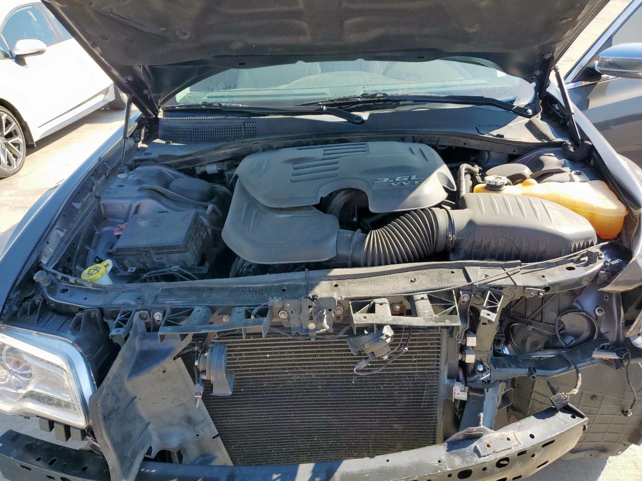 2018 Chrysler 300 Limited VIN: 2C3CCAEG8JH159771 Lot: 80555045