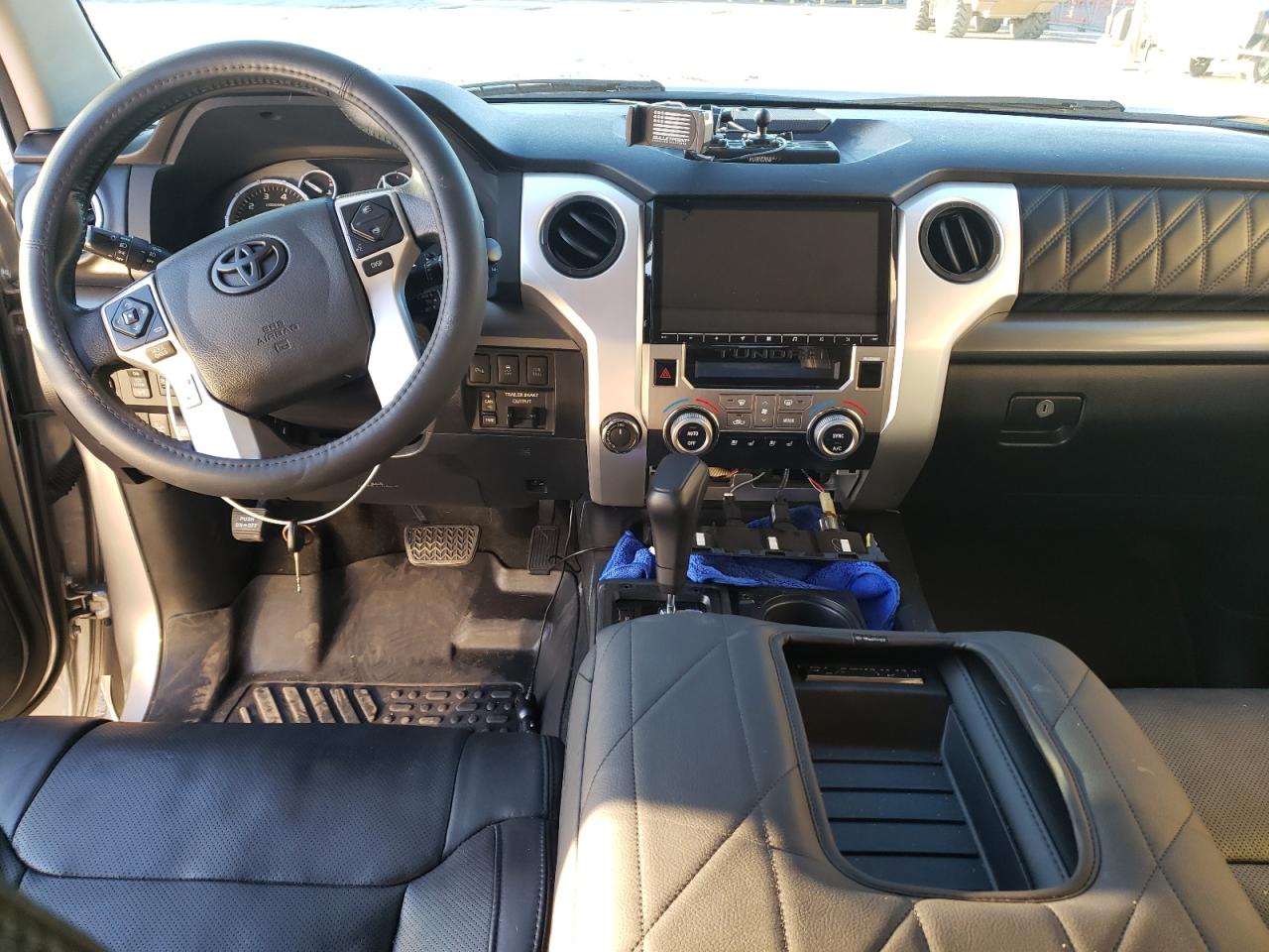 2017 Toyota Tundra Cre VIN: 594753 Lot: 86621885