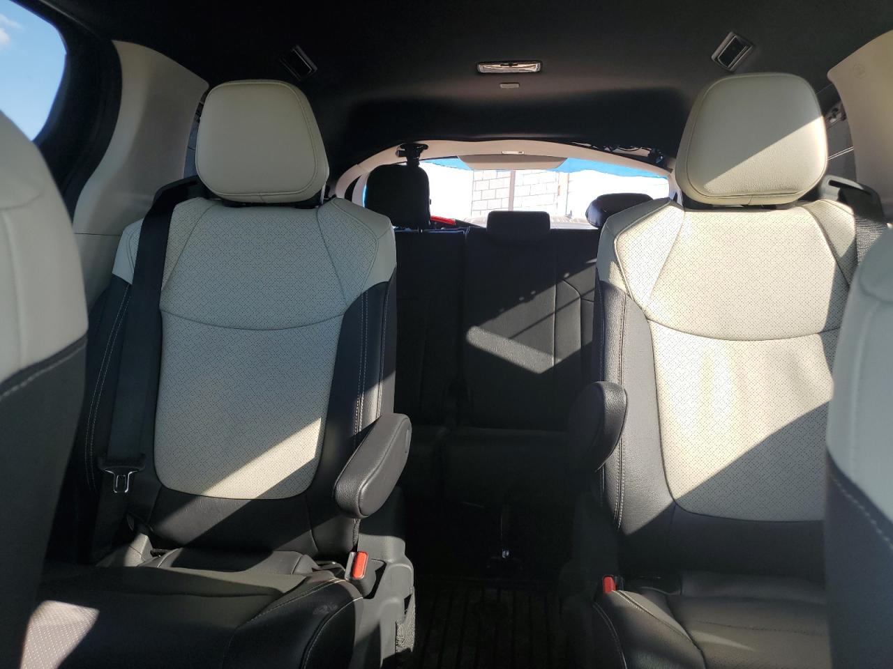 2025 Toyota Sienna Limited VIN: 5TDESKFC5SS214138 Lot: 84809055