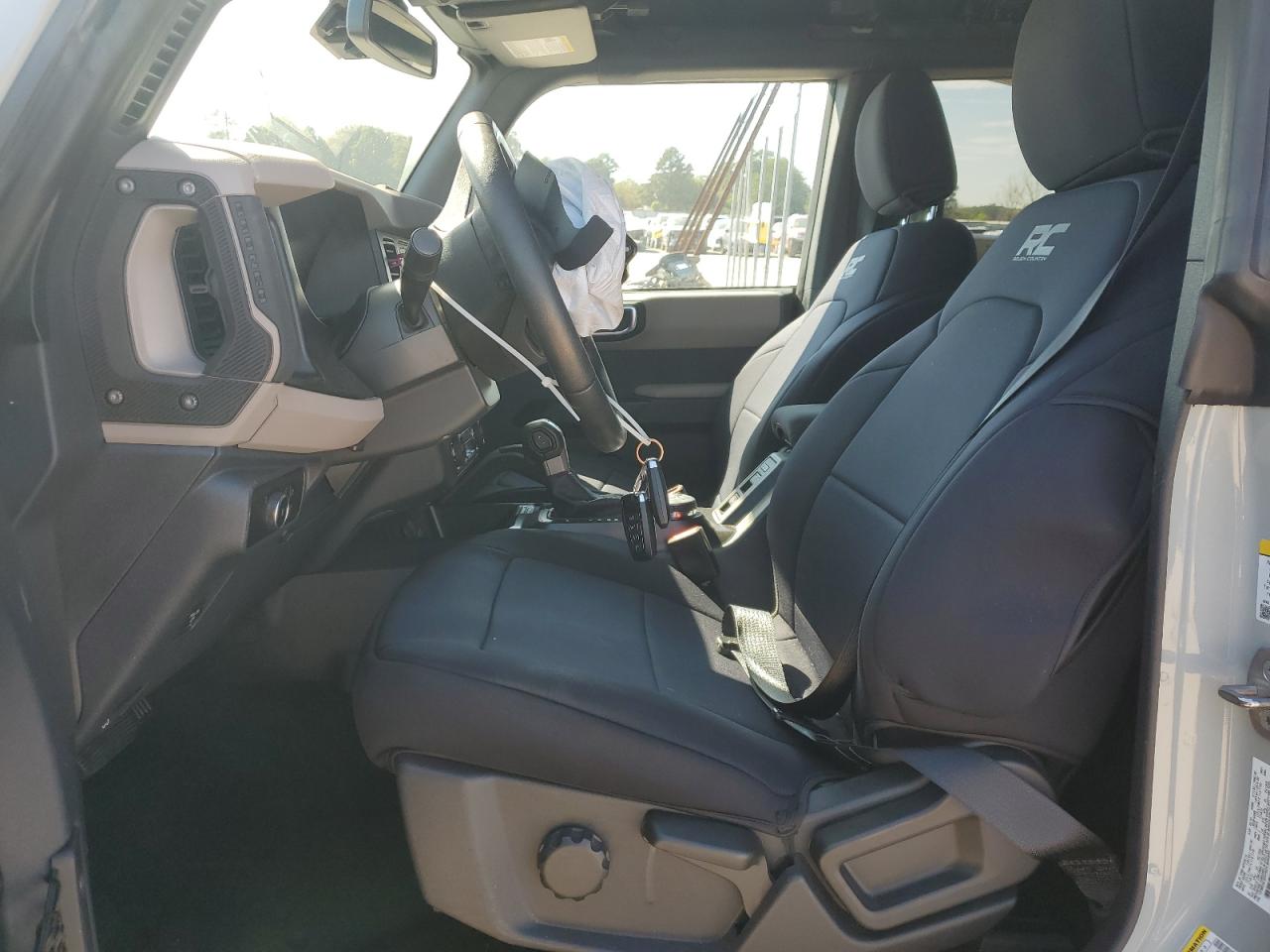 2023 Ford Bronco Base VIN: 1FMDE5DH6PLB56855 Lot: 84615065