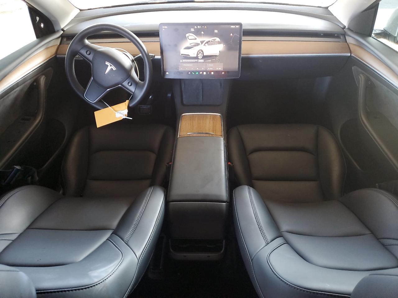2023 Tesla Model Y VIN: 7SAYGDEE0PF674920 Lot: 84989725
