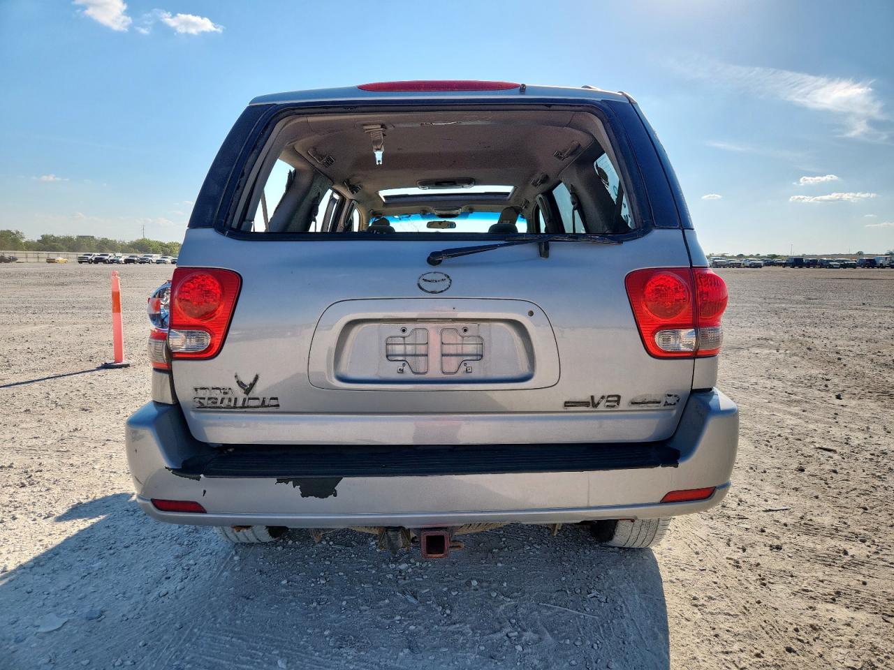 2005 Toyota Sequoia Sr5 VIN: 5TDBT44A15S233612 Lot: 86122475