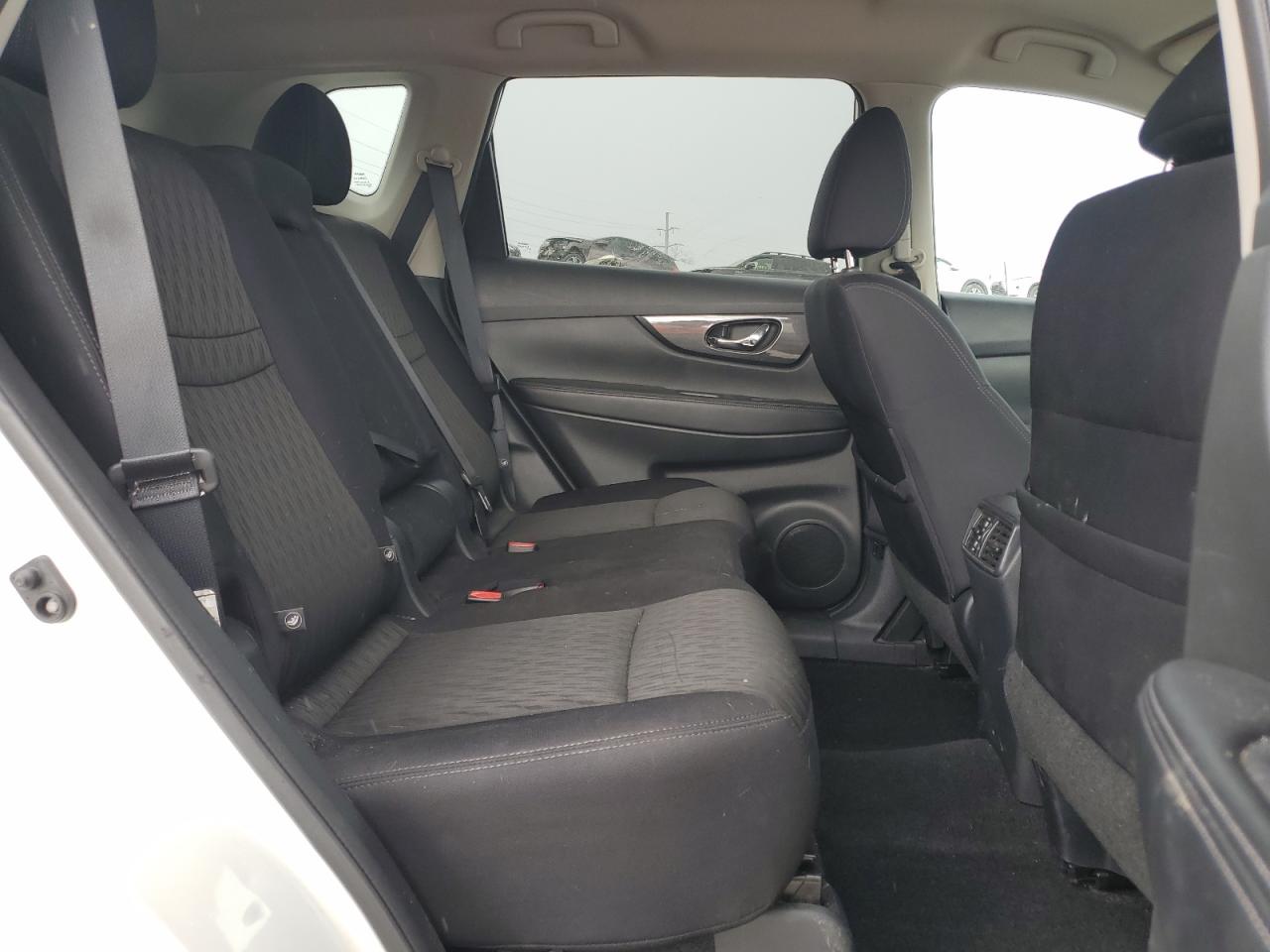 2017 Nissan Rogue Sv VIN: 5N1AT2MV3HC862258 Lot: 82235335