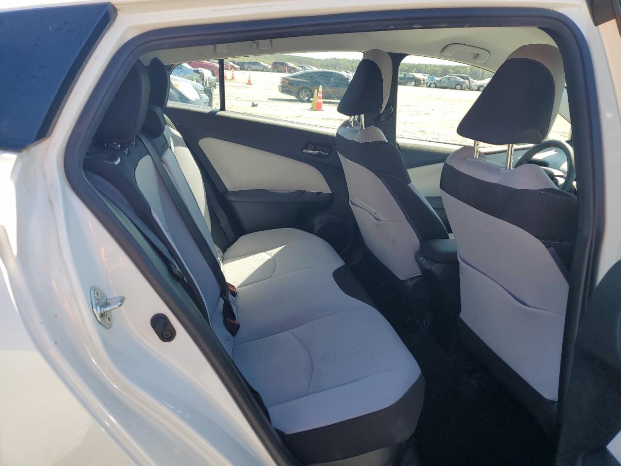 2020 Toyota Prius Le VIN: JTDL9RFU8L3015236 Lot: 85289245