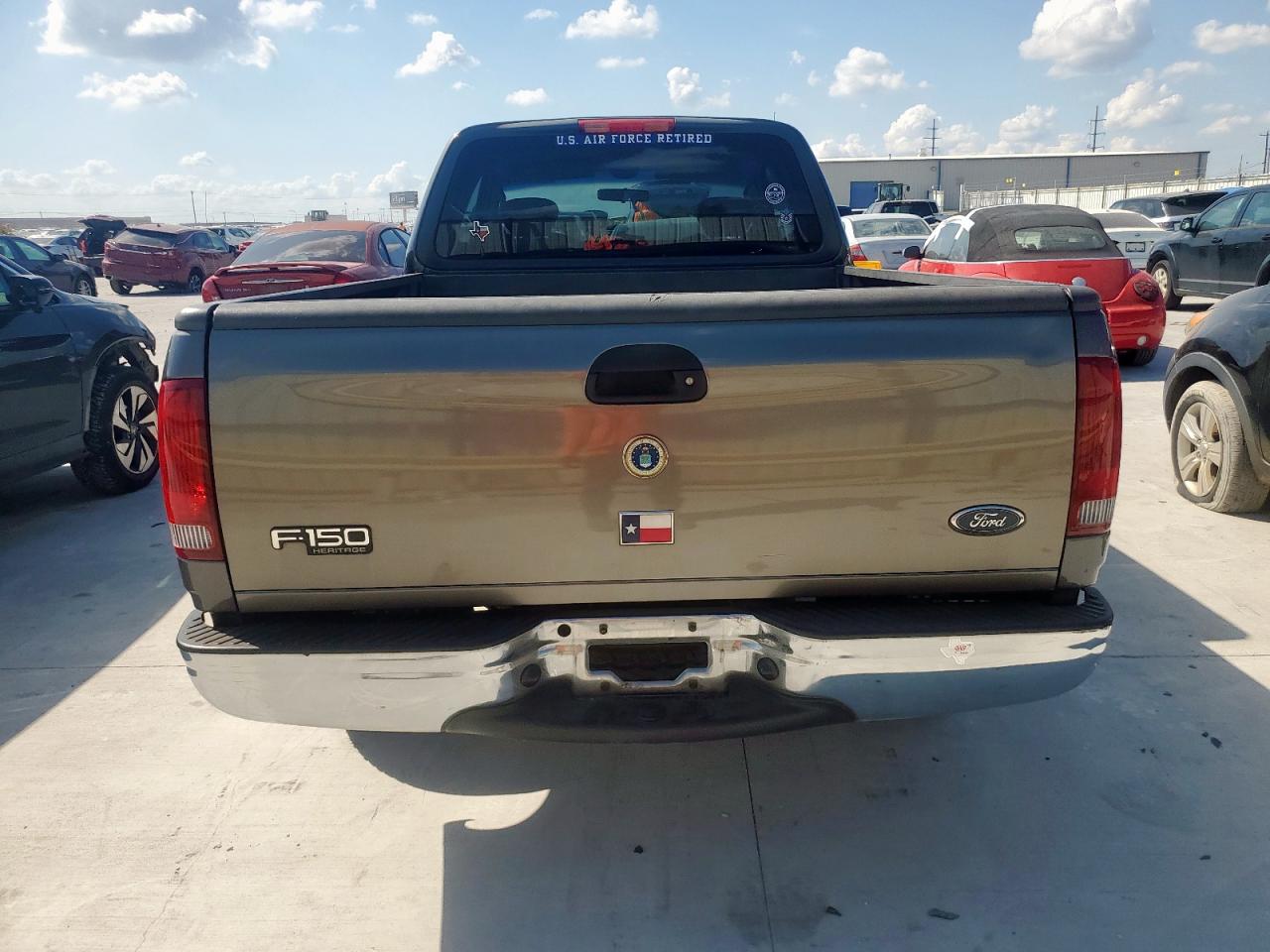 2004 Ford F-150 Heritage Classic VIN: 2FTRX17284CA34914 Lot: 85835815