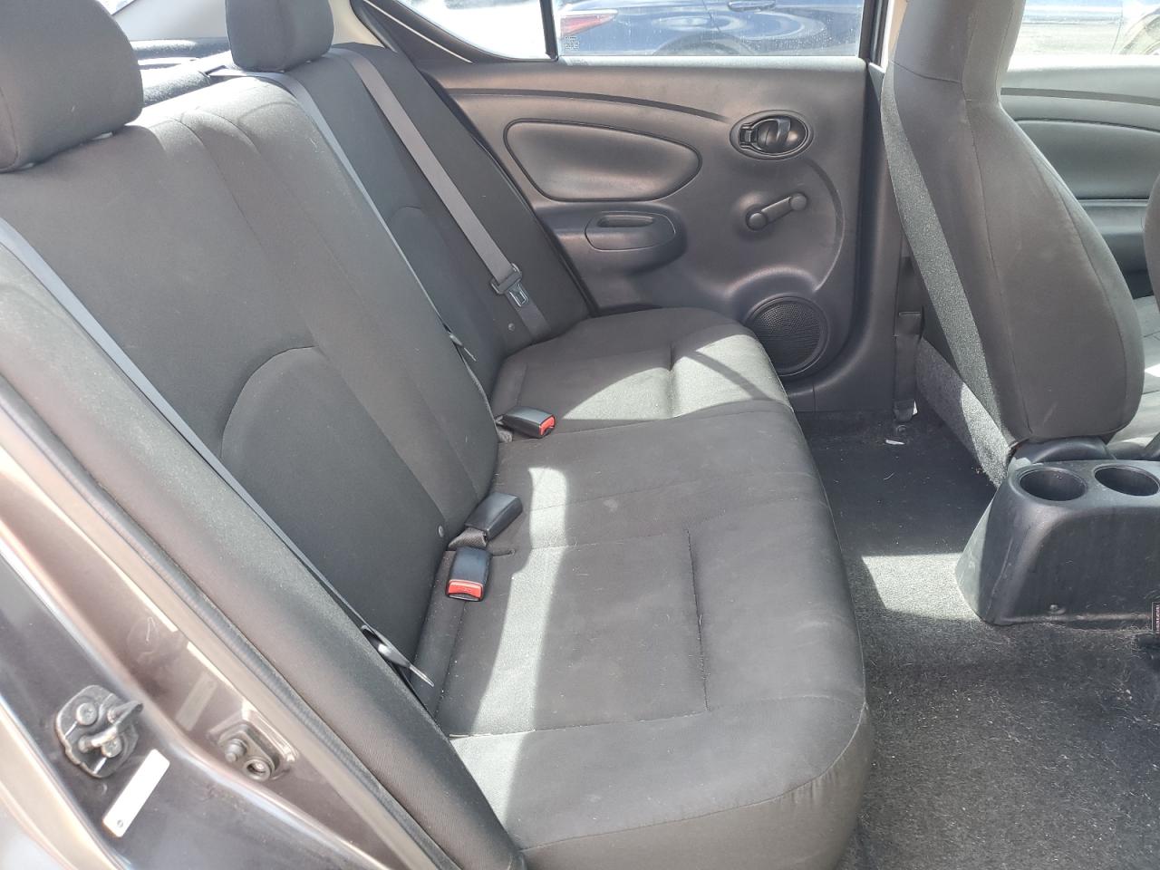 2015 Nissan Versa S VIN: 3N1CN7AP4FL932266 Lot: 85266705