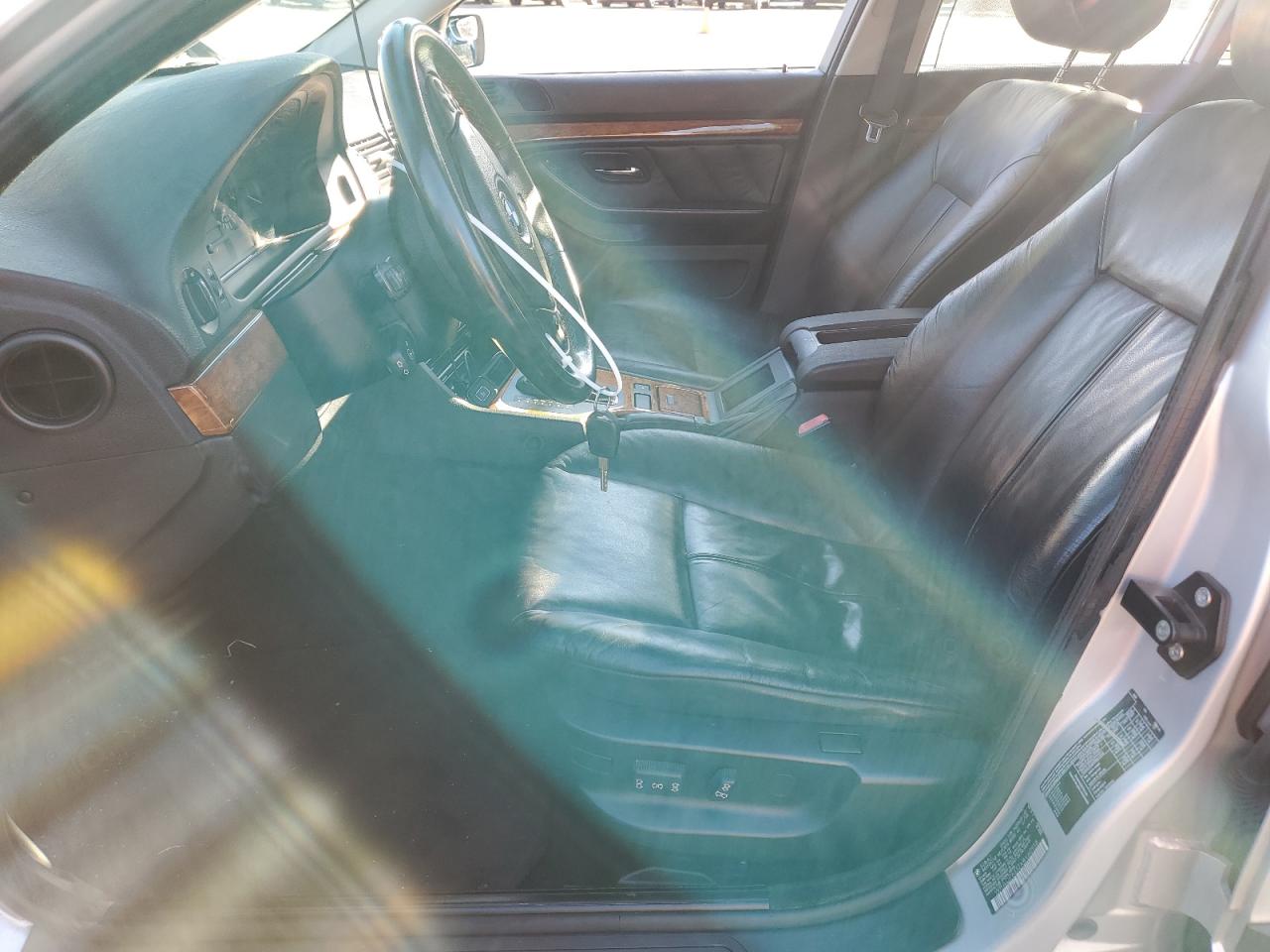 Фото: WBADP6332XBV60958