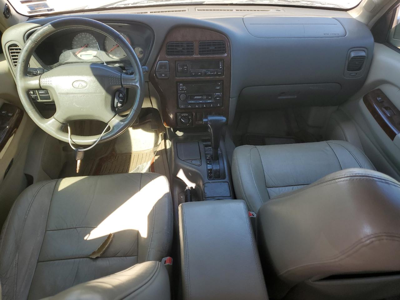 2000 Infiniti Qx4 VIN: JNRAR07Y1YW076387 Lot: 81458505