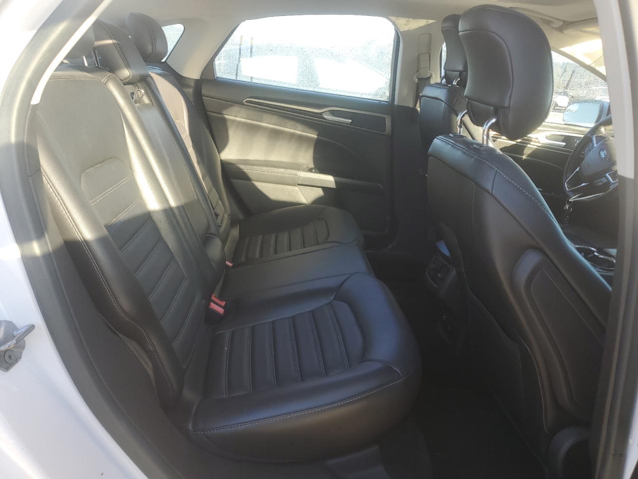 2014 Ford Fusion Se Hybrid VIN: 3FA6P0LU6ER224195 Lot: 82701935