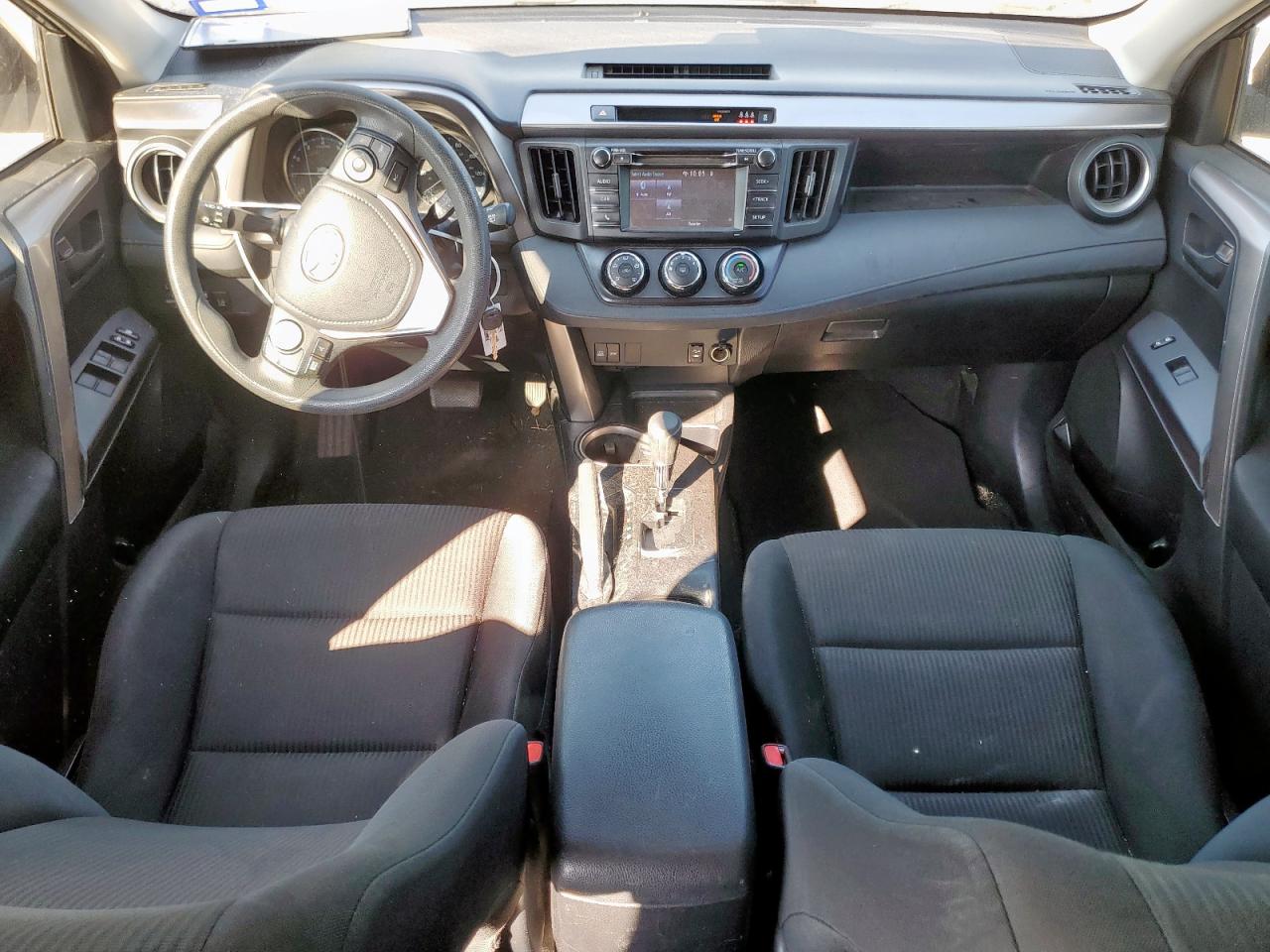 2018 Toyota Rav4 Le VIN: JTMZFREV8JJ736677 Lot: 85577585