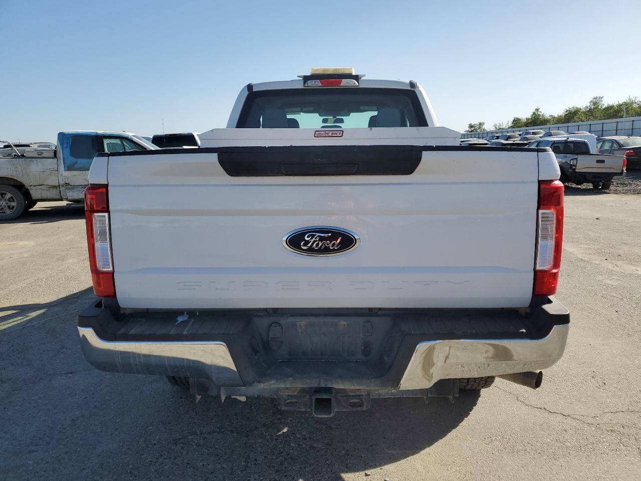 2018 Ford F250 Super Duty VIN: 1FT7X2B63JEB11766 Lot: 85009805