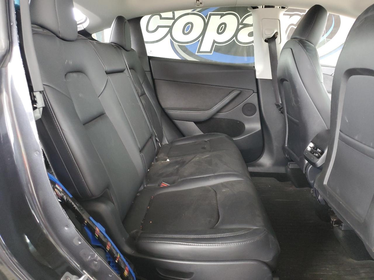 2024 Tesla Model Y VIN: 7SAYGAEE7RF129041 Lot: 82703015