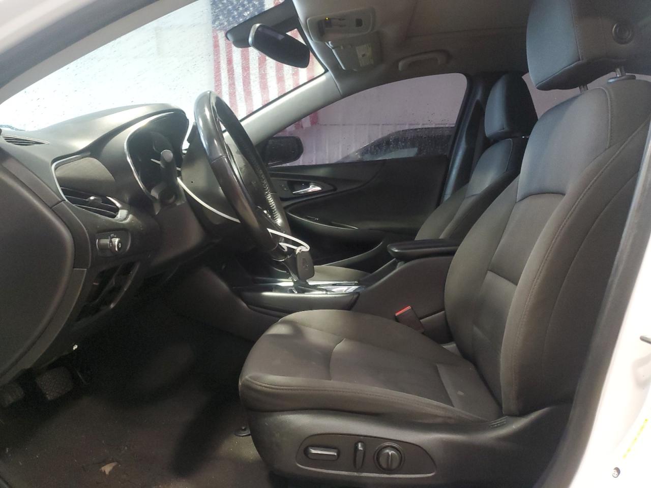 2018 Chevrolet Malibu Lt VIN: 1G1ZD5ST8JF177869 Lot: 82769925