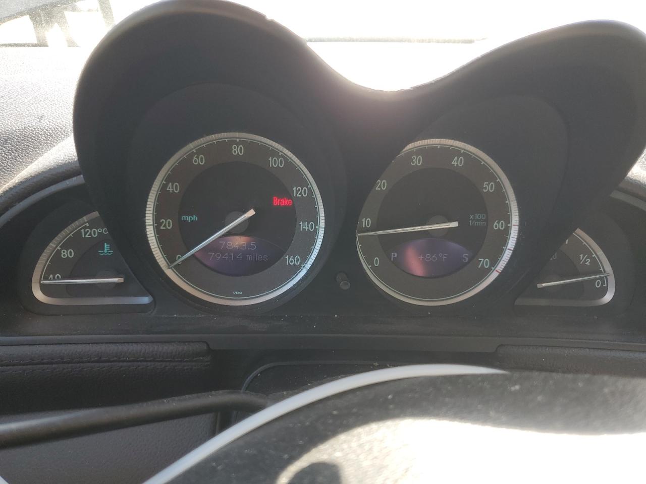 2004 Mercedes-Benz Sl 500 VIN: WDBSK75F04F081415 Lot: 86217815